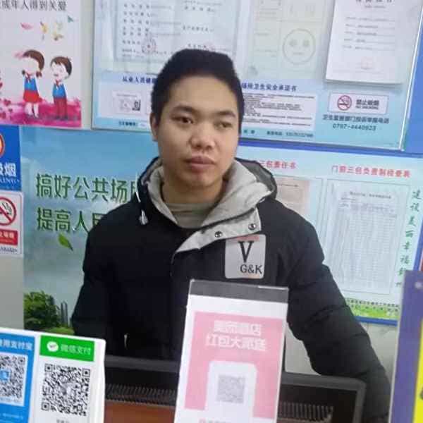 江西32岁单身帅哥真诚找对象-黄石征婚相亲网