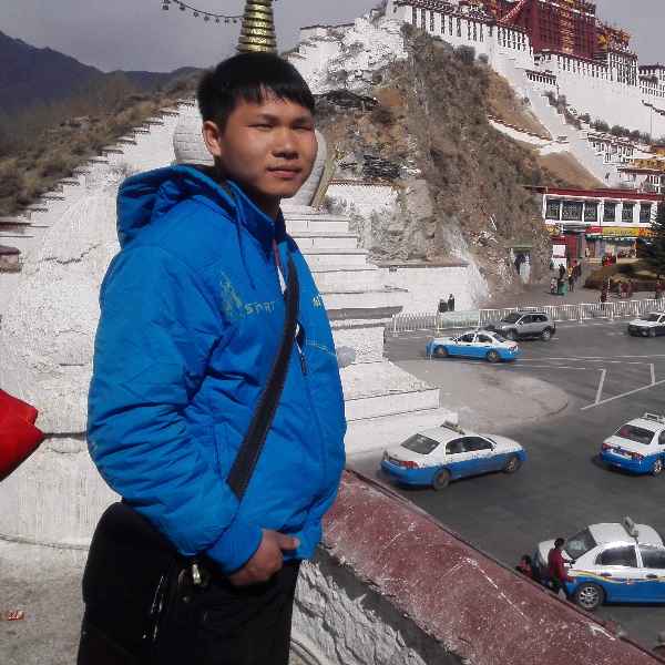 广西33岁单身帅哥真诚找对象-黄石征婚相亲网