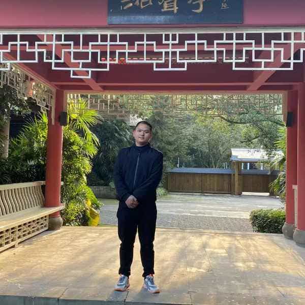 重庆30岁单身帅哥真诚找对象-黄石征婚相亲网