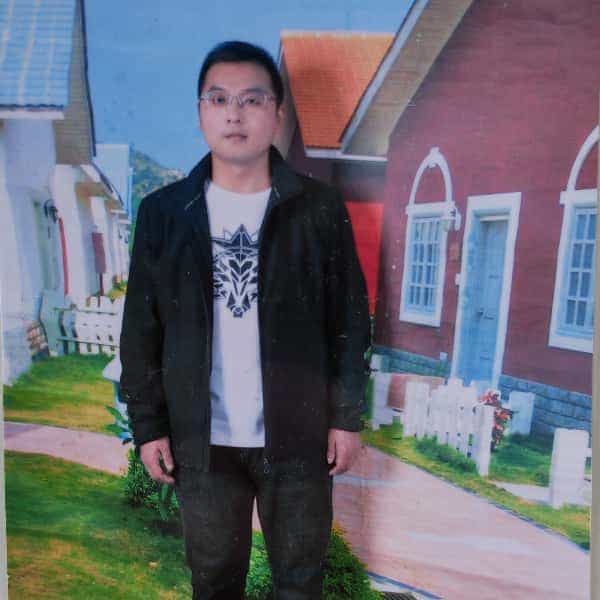 四川35岁单身帅哥真诚找对象-黄石征婚相亲网