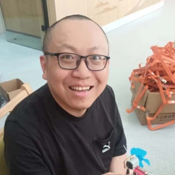 江苏42岁单身帅哥真诚找对象-黄石征婚相亲网