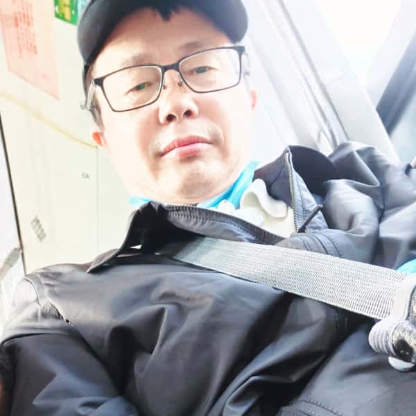 上海56岁单身帅哥真诚找对象-黄石征婚相亲网