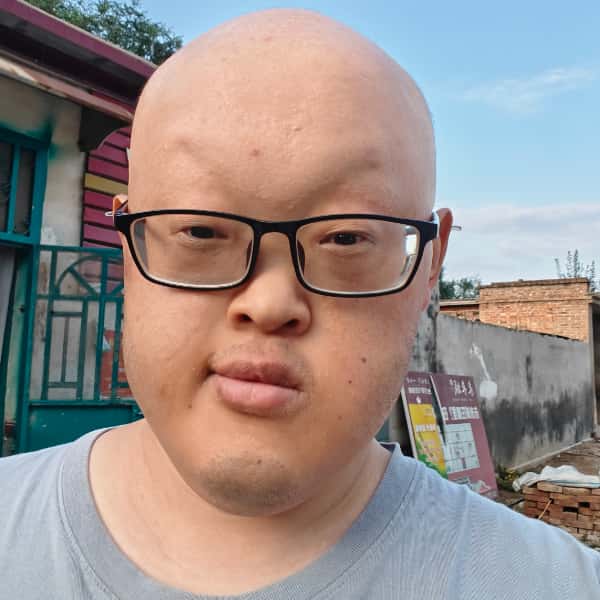 山东27岁单身帅哥真诚找对象-黄石征婚相亲网