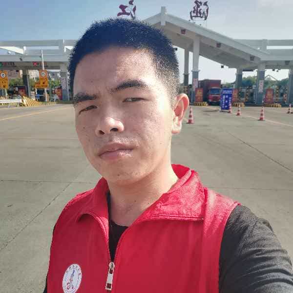 24岁岁福建单身帅哥 - 黄石吉缘网