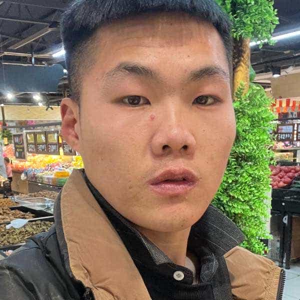 28岁岁河南单身帅哥 - 黄石吉缘网
