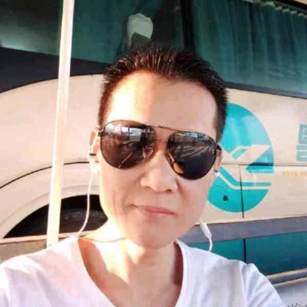 35岁岁广东单身帅哥 - 黄石吉缘网