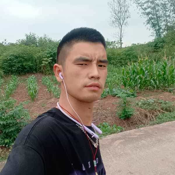 35岁岁四川单身帅哥 - 黄石吉缘网