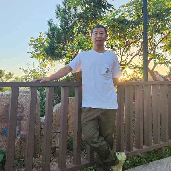 47岁岁辽宁单身帅哥 - 黄石吉缘网