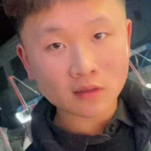 22岁岁河南单身帅哥 - 黄石吉缘网