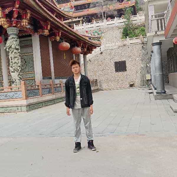 28岁岁江西单身帅哥 - 黄石吉缘网