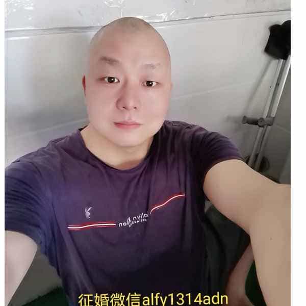 45岁岁湖南单身帅哥 - 黄石吉缘网