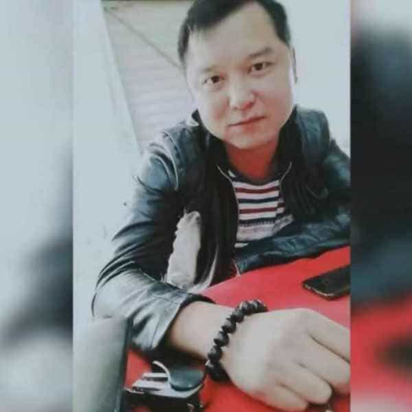 40岁岁湖南单身帅哥 - 黄石吉缘网