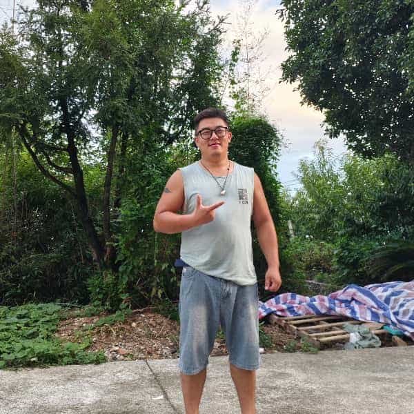 32岁岁浙江单身帅哥 - 黄石吉缘网